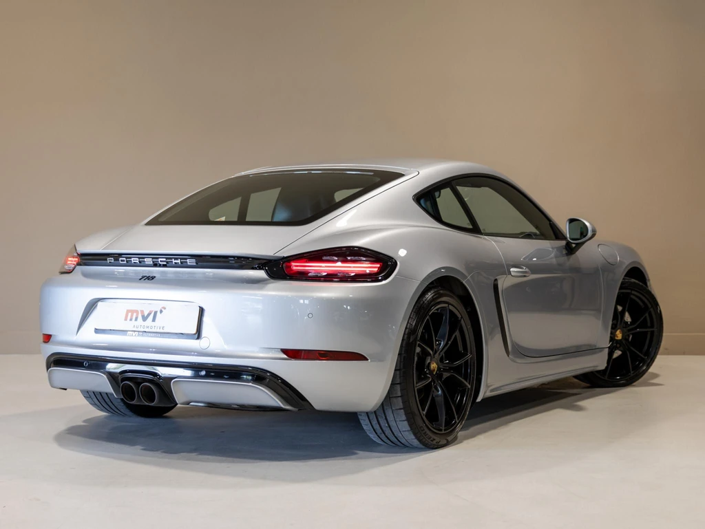 Porsche 718 – foto 5