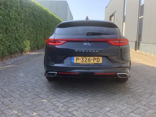 Kia ProCeed – thumbnail 5