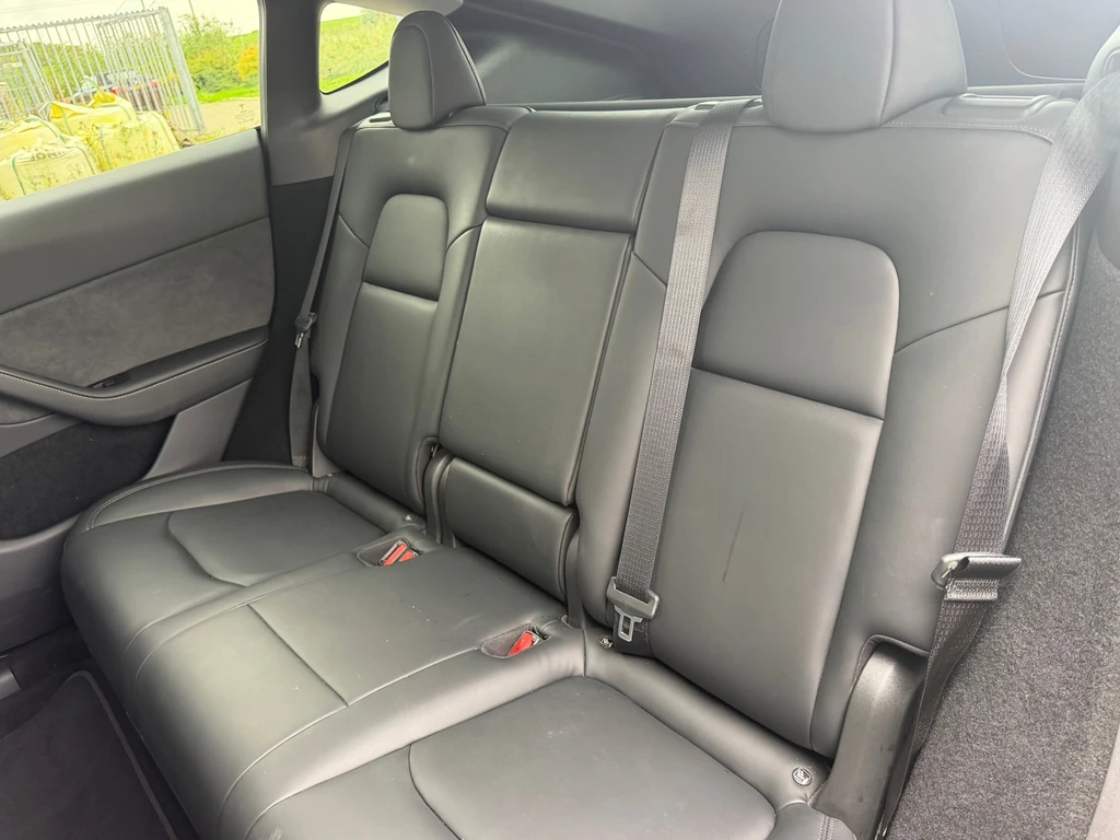 Tesla Model Y – foto 12