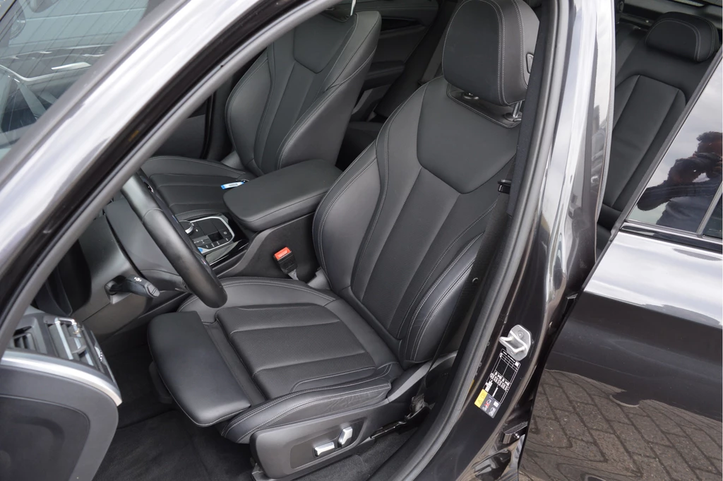 BMW iX3 – foto 11