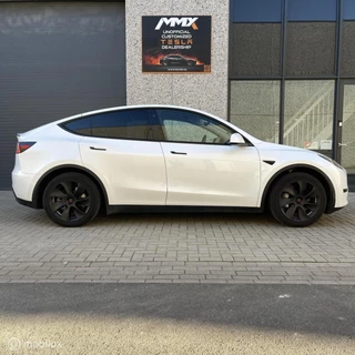 Tesla Model Y – thumbnail 6