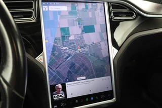 Tesla Model X – thumbnail 30