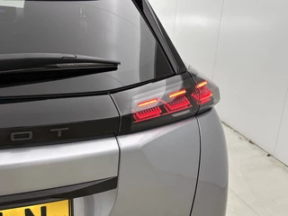 Peugeot 2008 – thumbnail 14