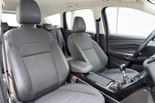 Ford Kuga – thumbnail 15