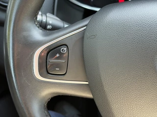 Renault Clio – thumbnail 17