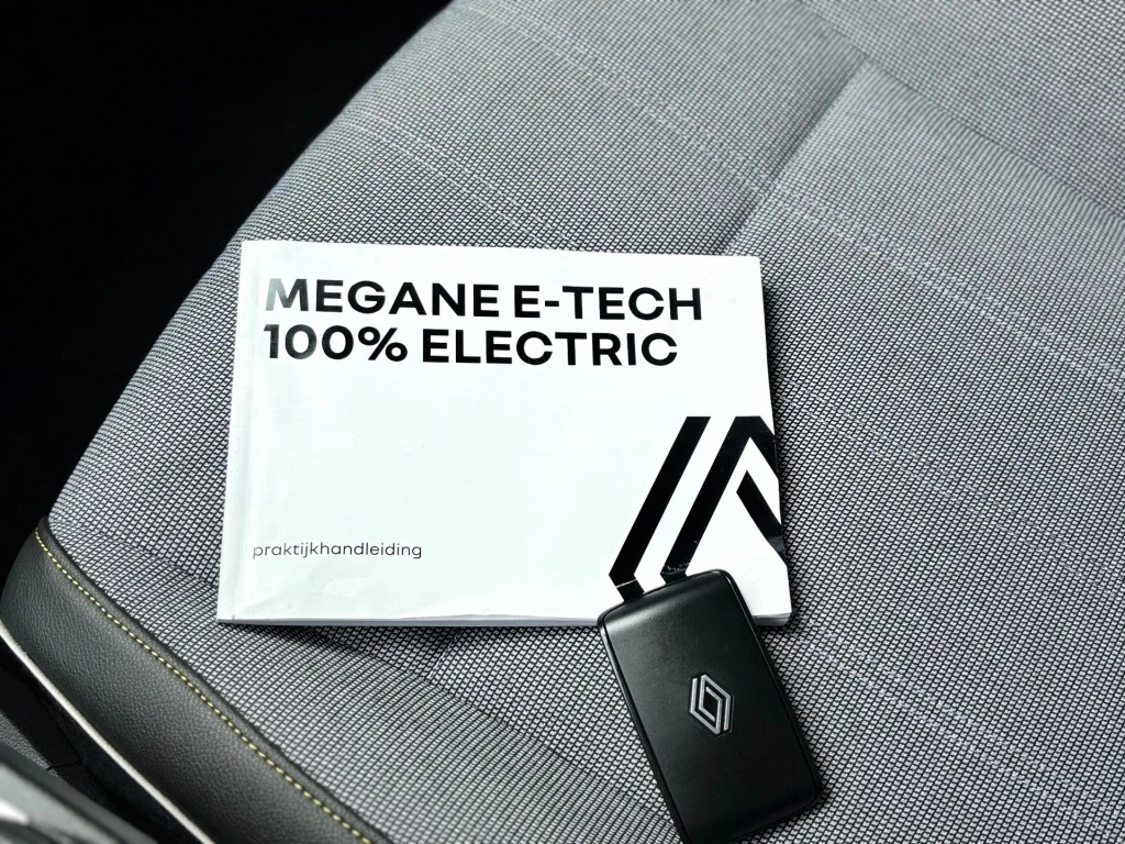 Renault Megane E-Tech – foto 40