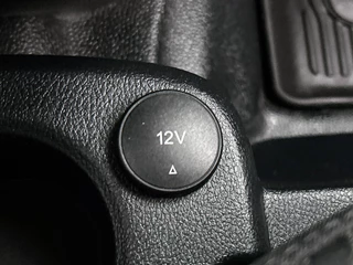 Ford Transit Connect – thumbnail 36
