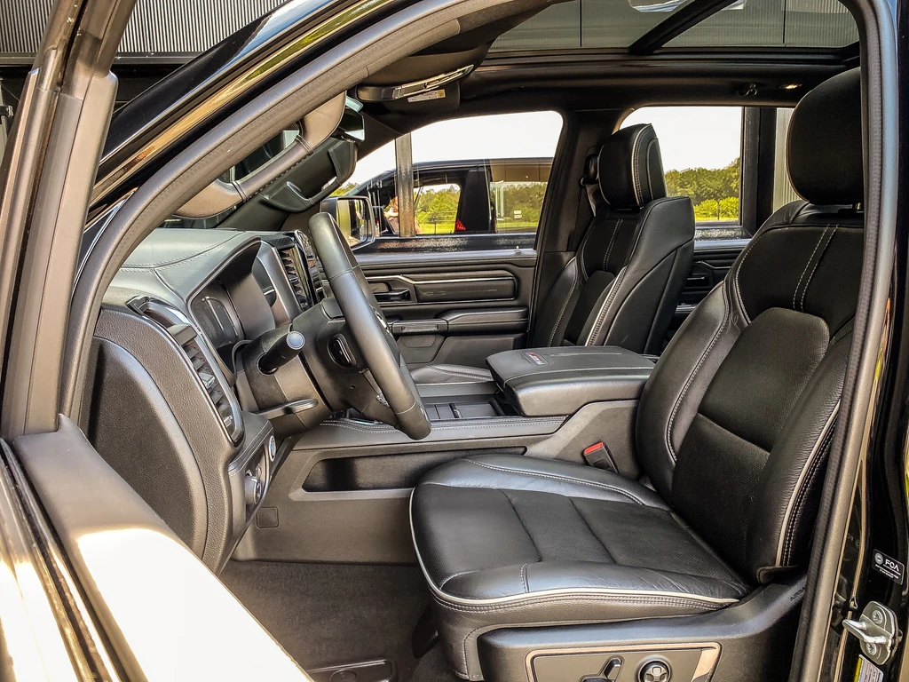 Dodge Ram 1500 – foto 26