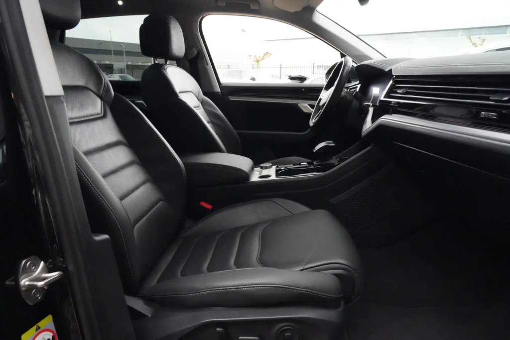 Volkswagen Touareg – foto 10
