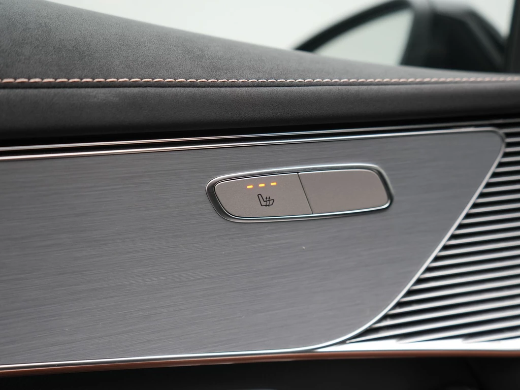 Mercedes-Benz EQC – foto 27