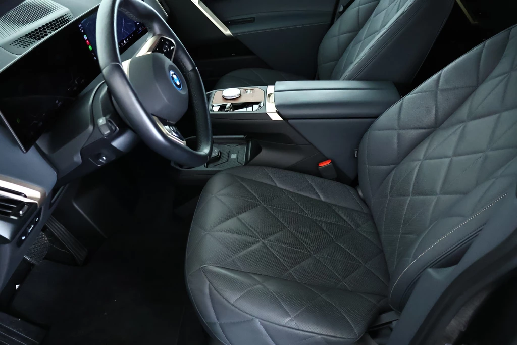 BMW iX – foto 13