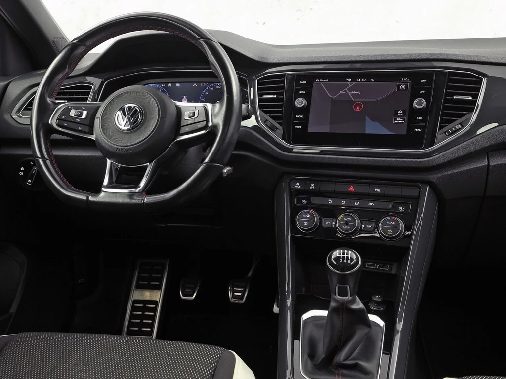 Volkswagen T-Roc – foto 8