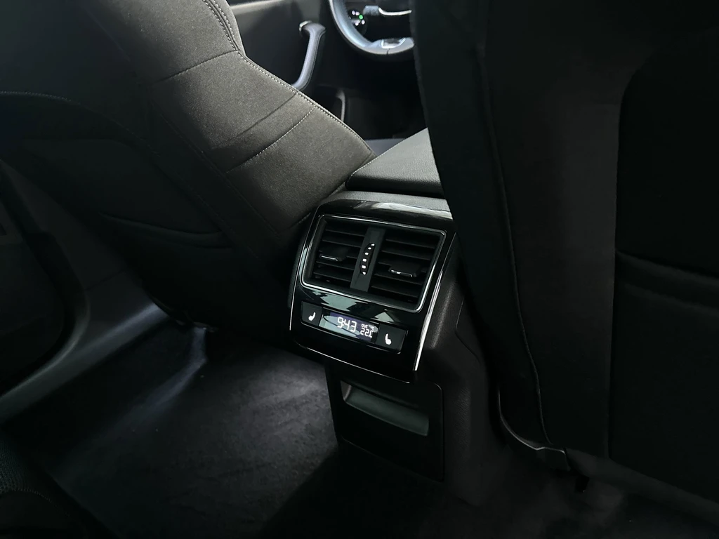 Škoda Superb – foto 18