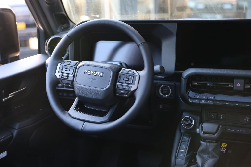 Toyota Land Cruiser – foto 14