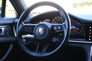 Porsche Panamera – thumbnail 16