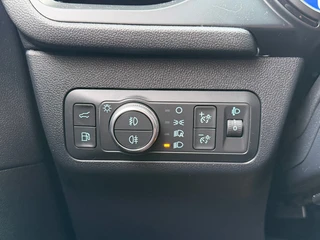 Ford Kuga – thumbnail 27