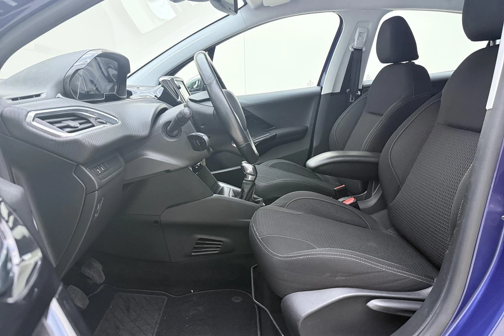 Peugeot 208 – foto 27