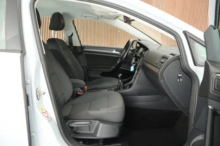 Volkswagen Golf – thumbnail 10