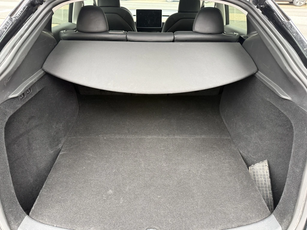 Tesla Model Y – foto 29