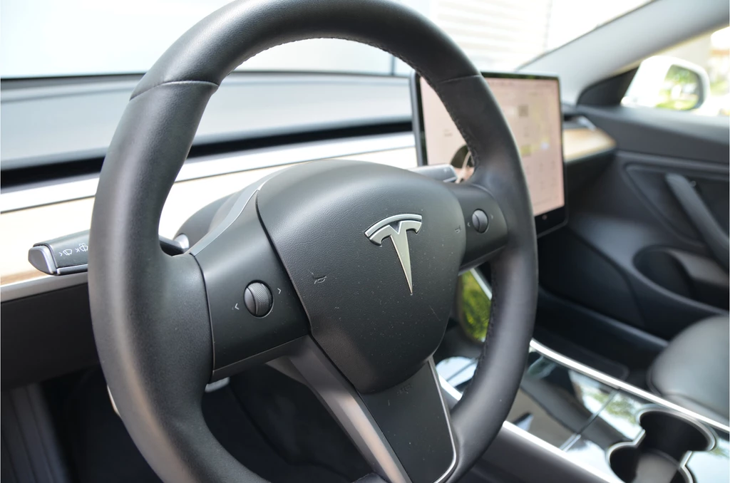 Tesla Model 3 – foto 15