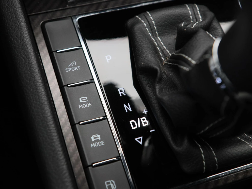 Škoda Superb – foto 34