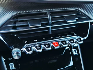 Peugeot 2008 – thumbnail 32