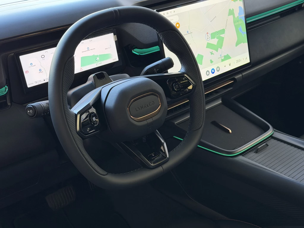 Lynk & Co 08 – foto 23