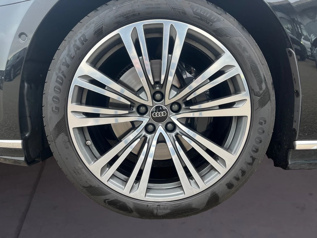 Audi A8 – foto 6