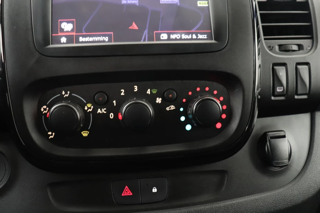 Opel Vivaro – foto 20