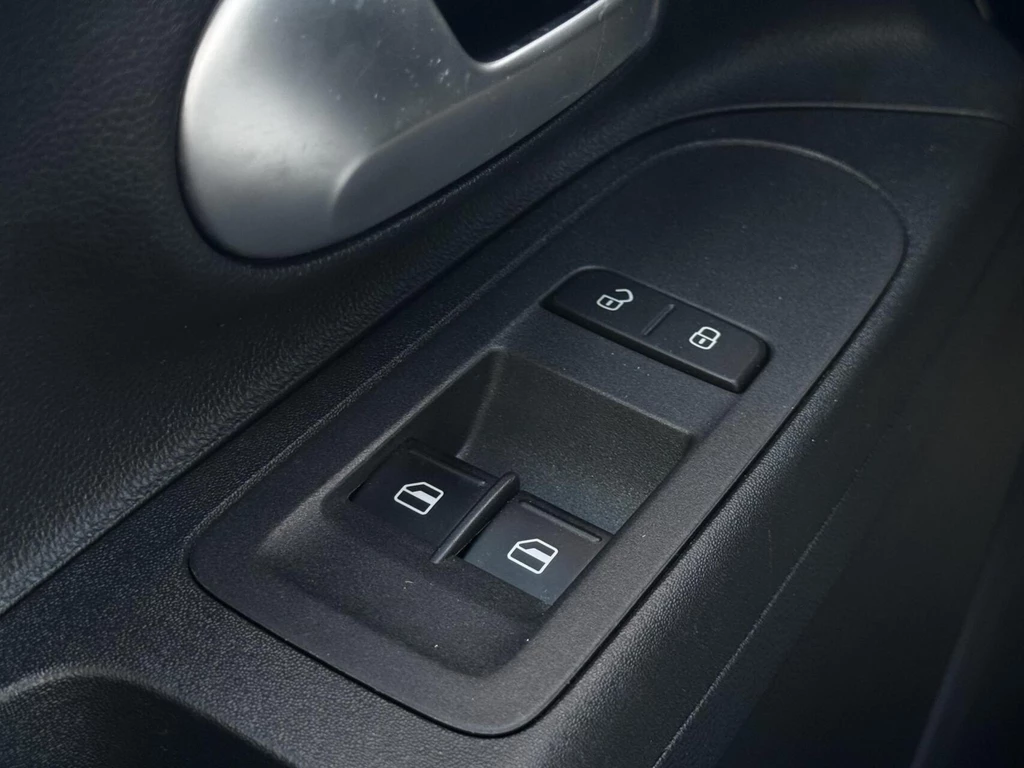 Volkswagen up! – foto 12