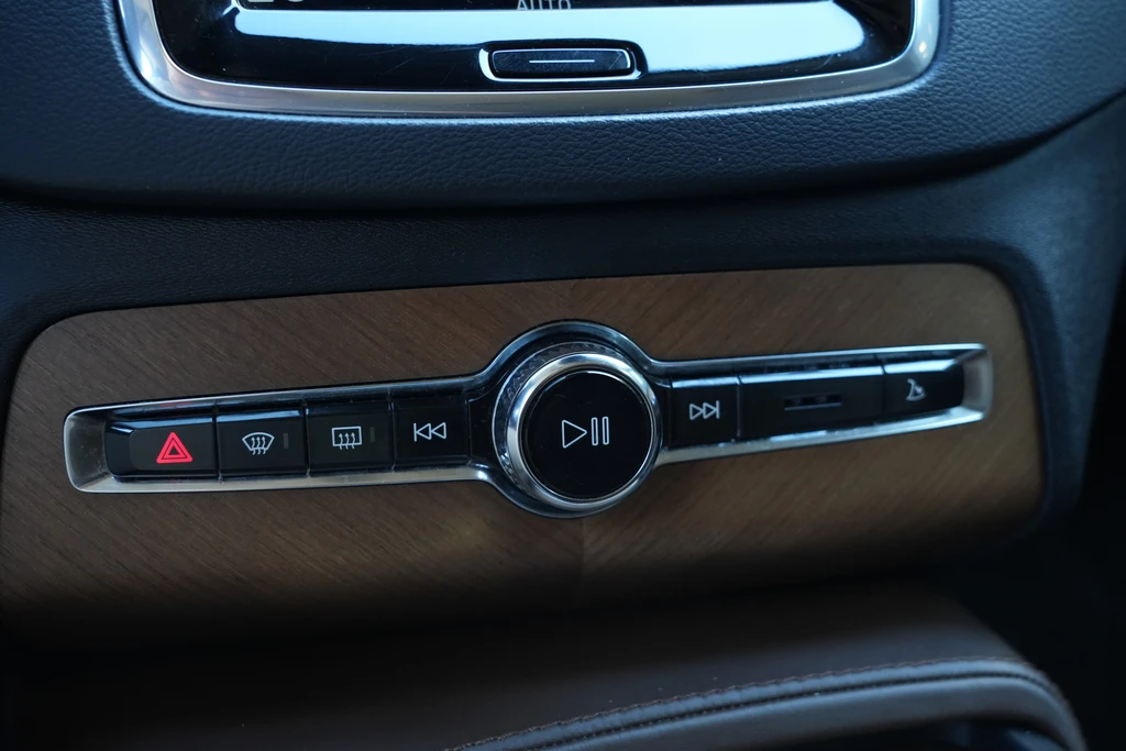 Volvo XC90 – foto 13