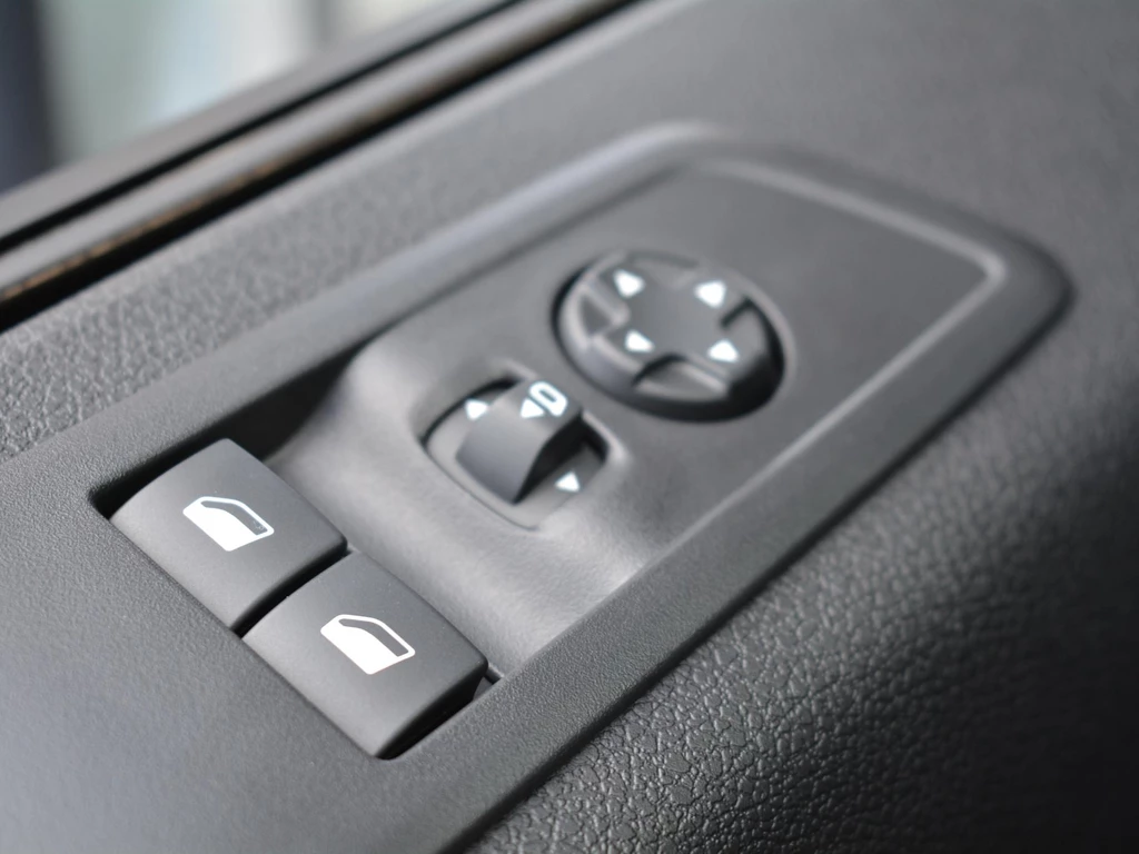 Opel Vivaro-e – foto 39