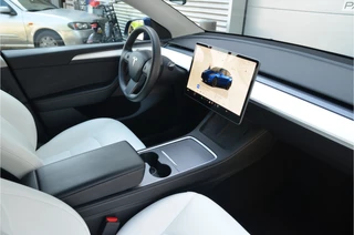 Tesla Model Y – thumbnail 12