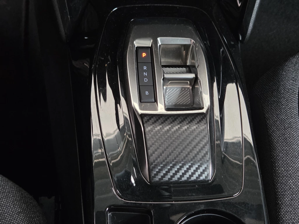 Peugeot e-2008 – foto 35