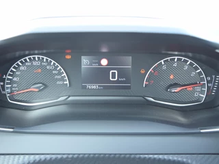 Peugeot 208 – thumbnail 10