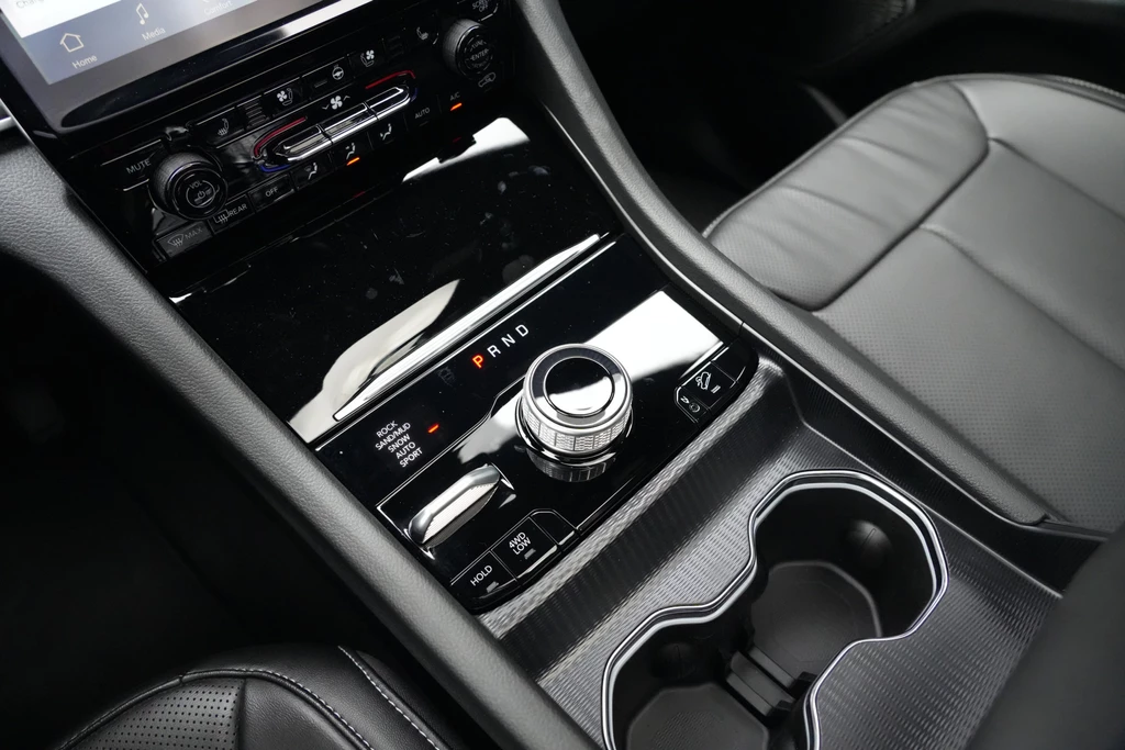 Jeep Grand Cherokee – foto 14