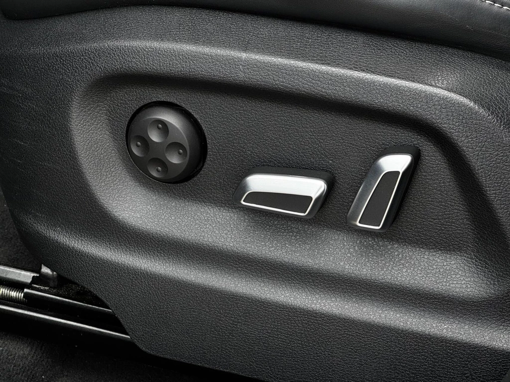 Audi SQ5 – foto 21