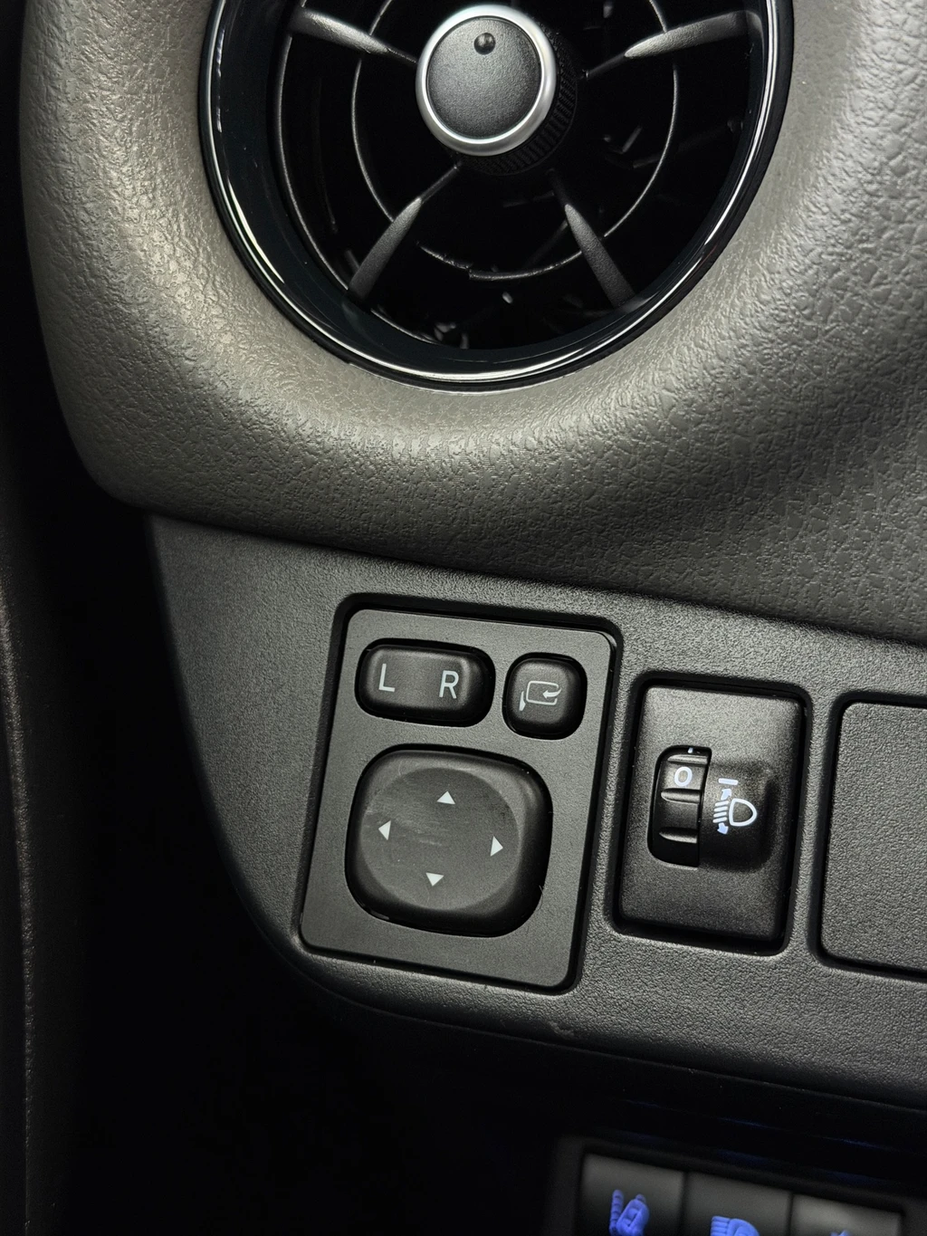 Toyota Yaris – foto 22