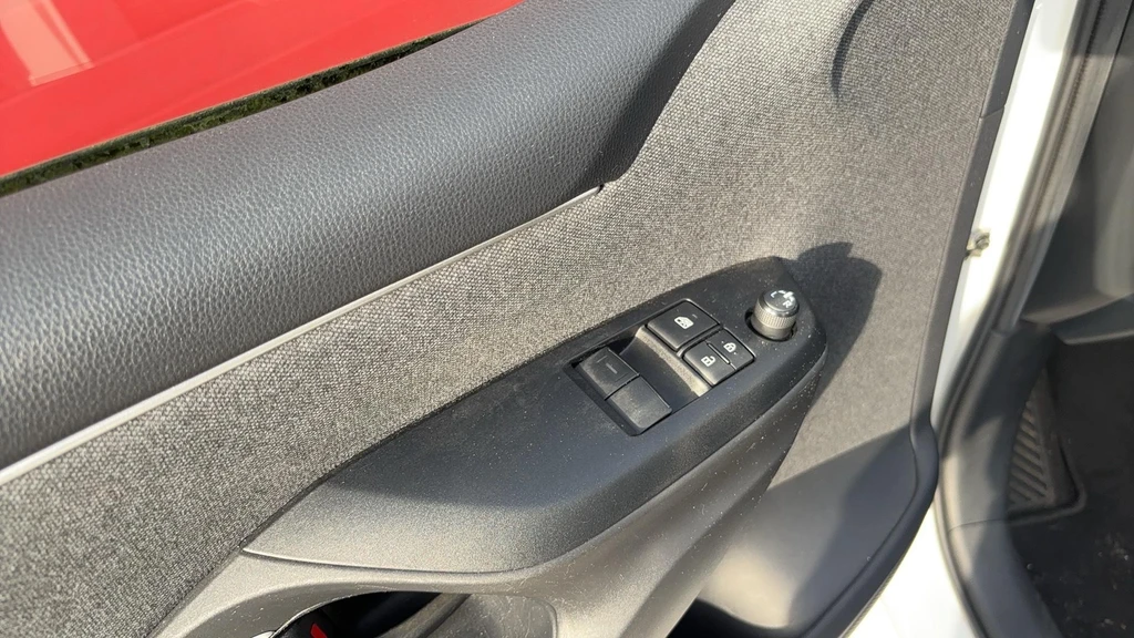 Toyota Yaris – foto 5