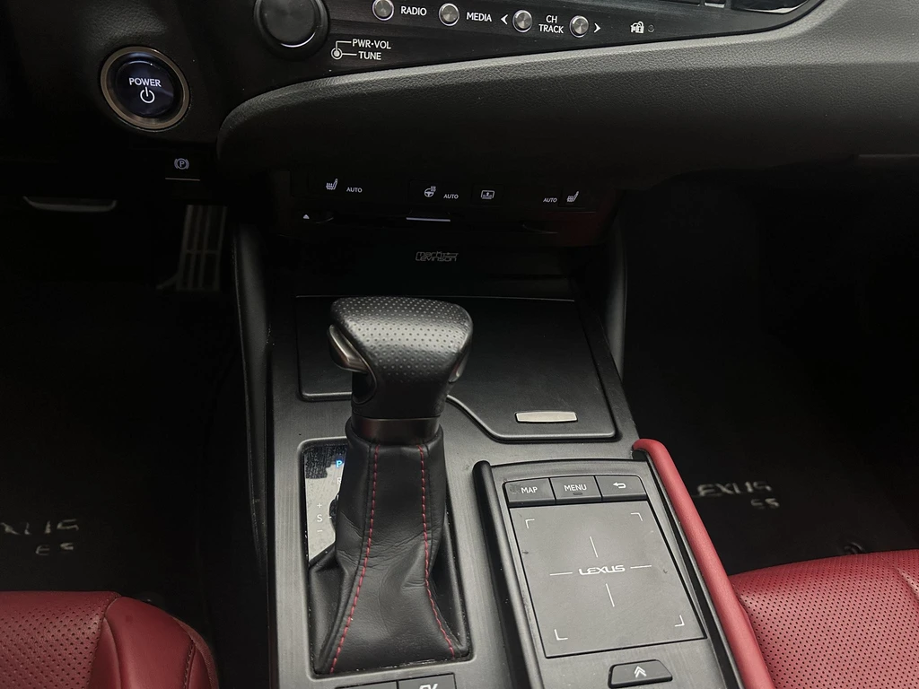 Lexus ES – foto 20