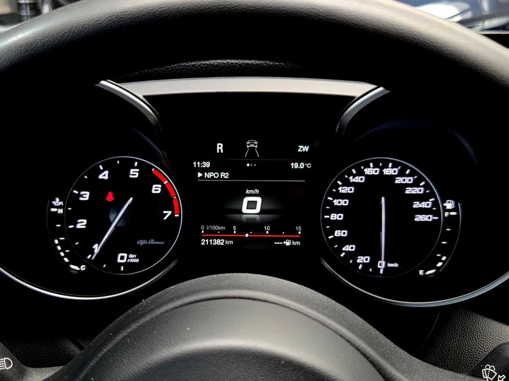 Alfa Romeo Giulia – foto 39