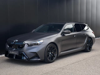 BMW M5 – thumbnail 3