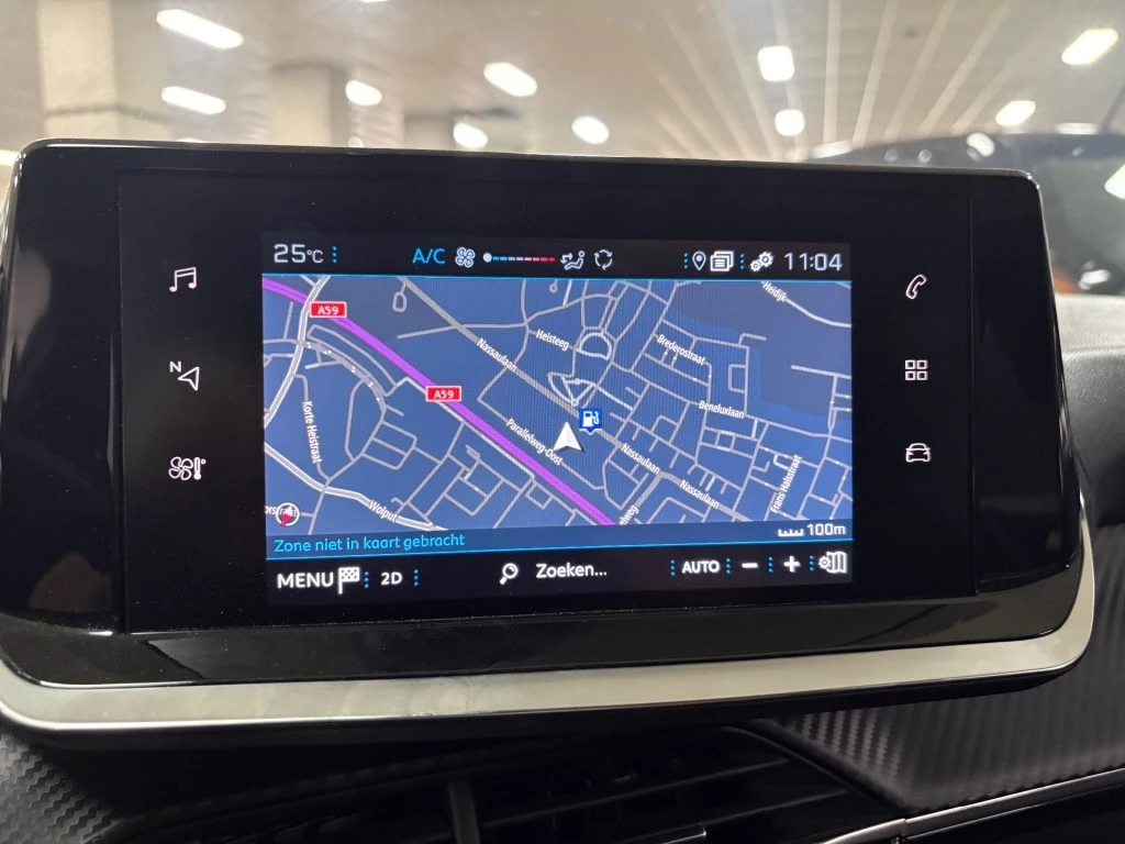 Peugeot 208 – foto 8