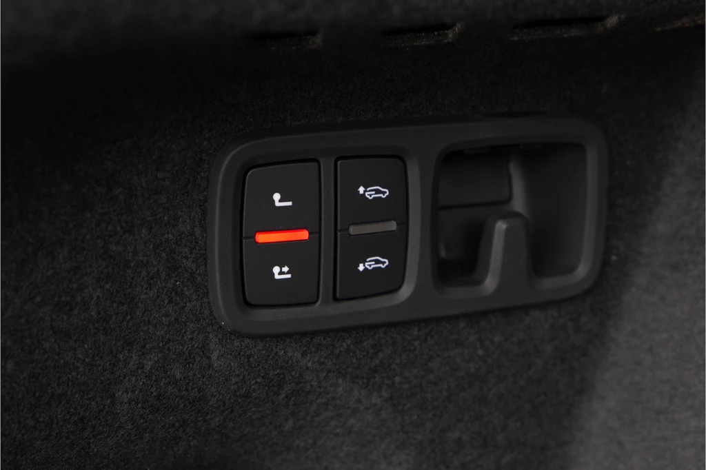 Audi Q8 – foto 32