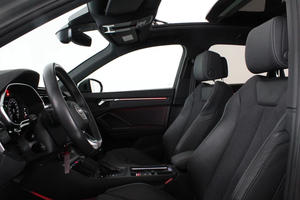 Audi Q3 – foto 11