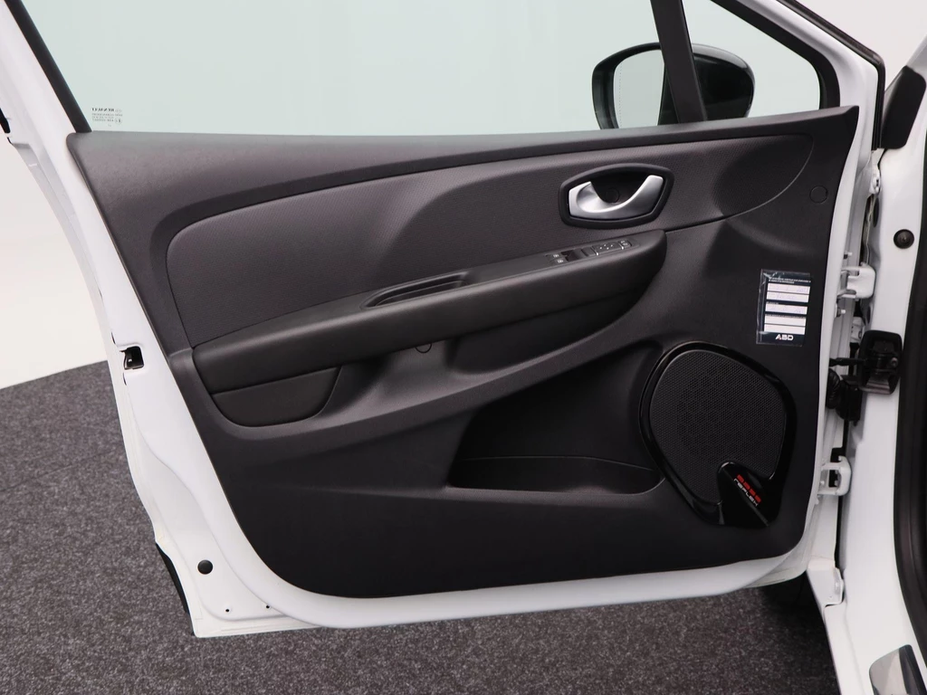 Renault Clio – foto 16
