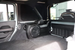 Jeep Wrangler – thumbnail 21