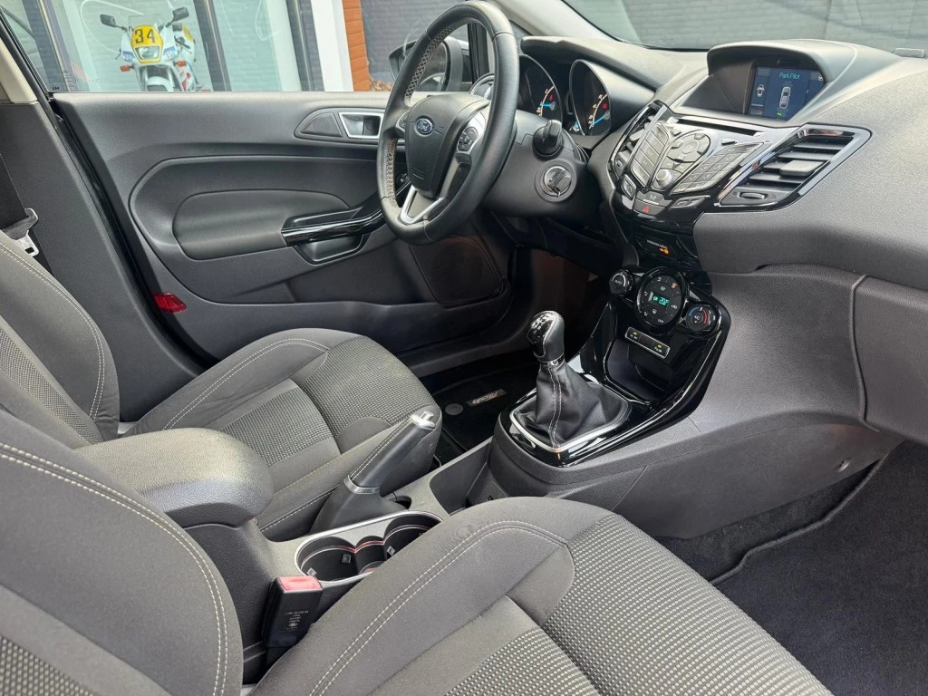 Ford Fiesta – foto 28