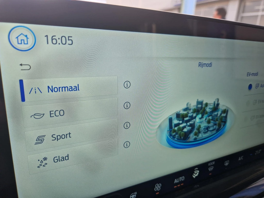 Ford Kuga – foto 14