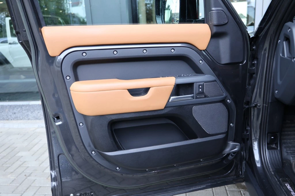 Land Rover Defender – foto 13